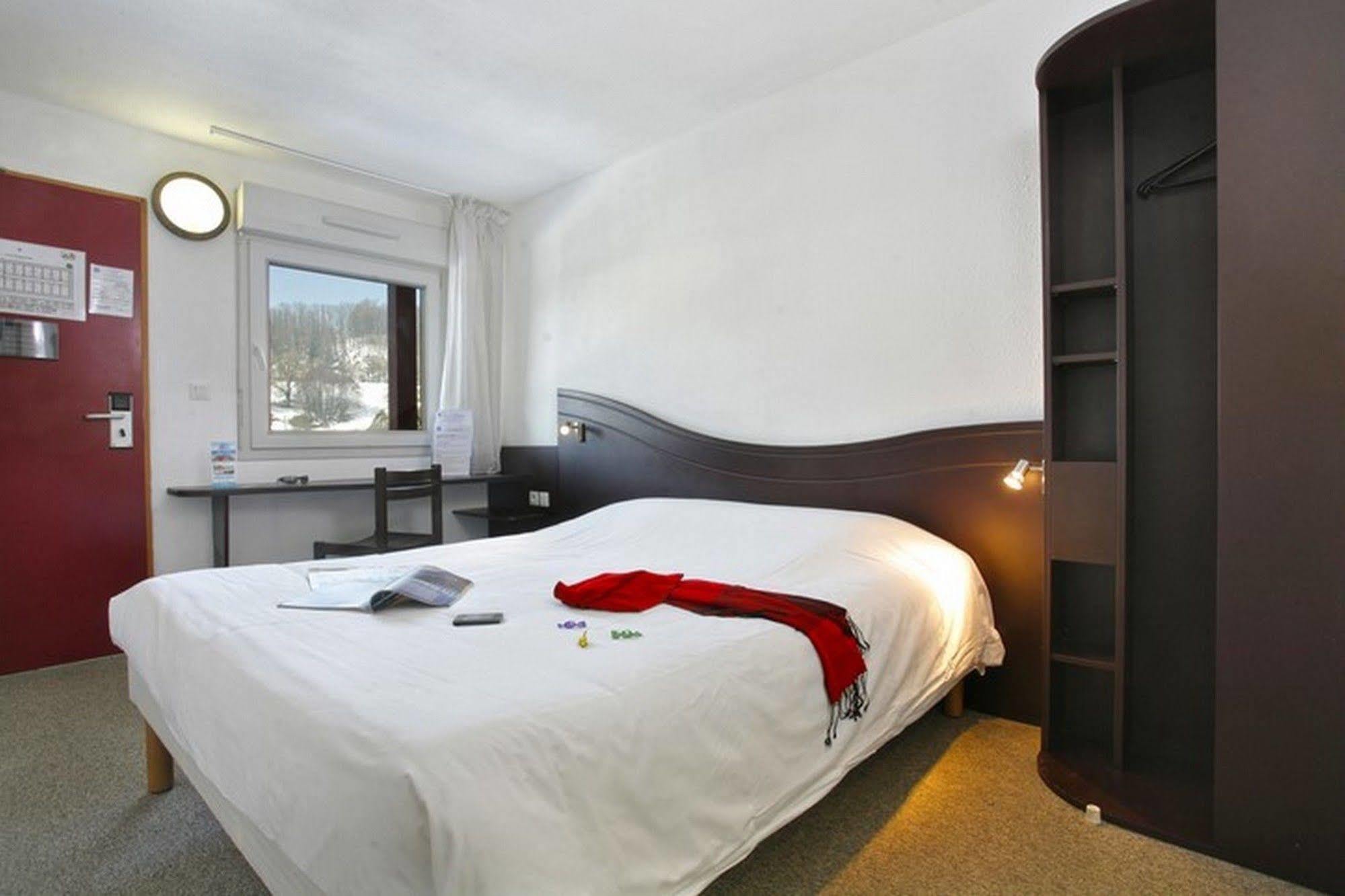 Couett' Hotel Rumilly Rumilly  Dış mekan fotoğraf